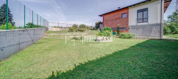 3 chambres Duplex à Mercallo, Italy No. 329689 4