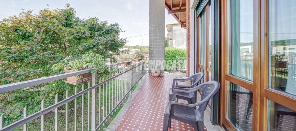 3 chambres Duplex à Mercallo, Italy No. 329689 13