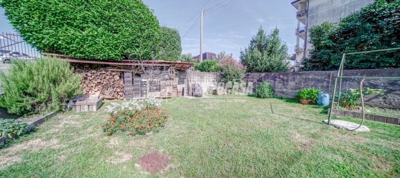 3 chambres Duplex à Mercallo, Italy No. 329689 11