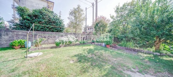 3 chambres Duplex à Mercallo, Italy No. 329689 10