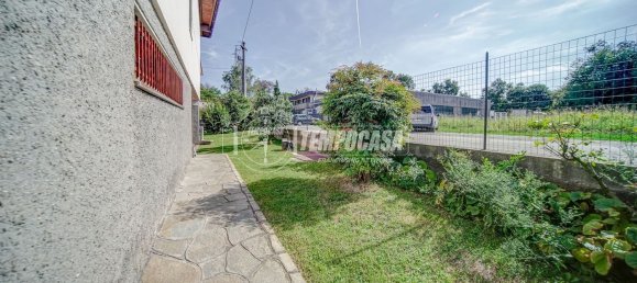 3 chambres Duplex à Mercallo, Italy No. 329689 49