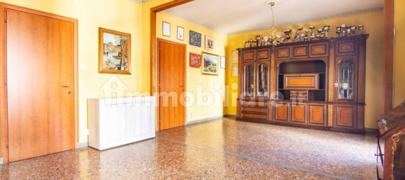 2 Schlafzimmer Wohnung in Rome, Italy, Nr. 294063 6