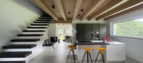 3 غرف نوم فيلا في Feltre, Italy رقم 334873 30