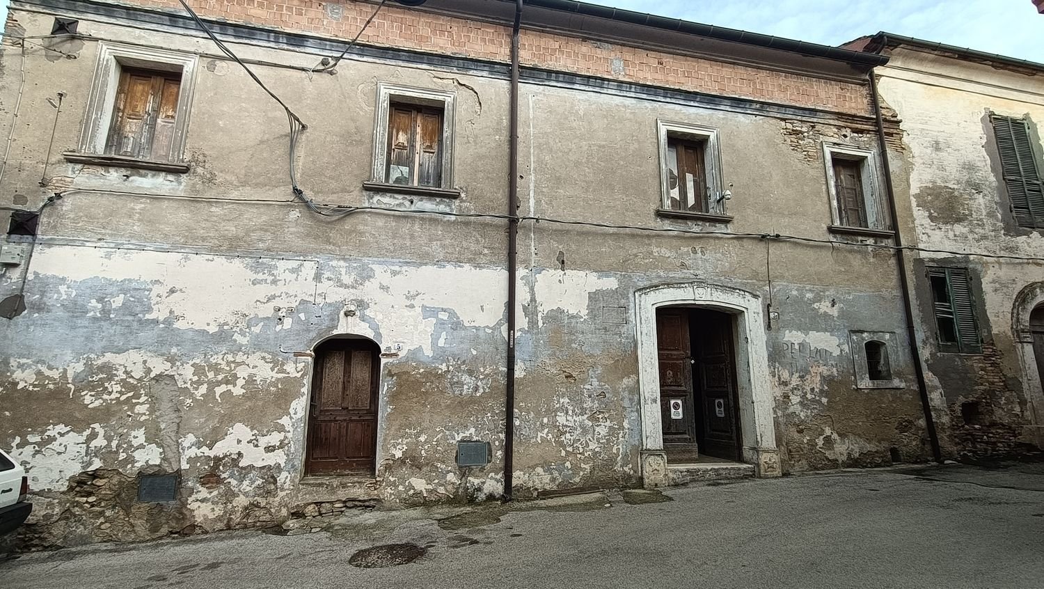 Gebäude in Portocannone, Italy 350m², Nr. 224959