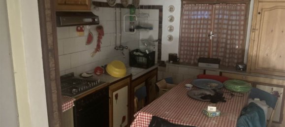 9 rooms House in Canossa, Italy No. 92698 13