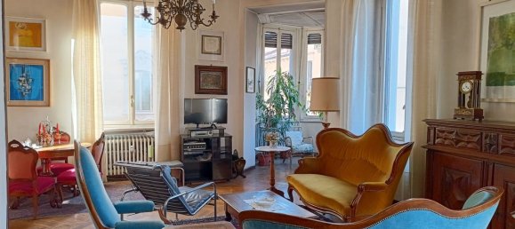 6 rooms Apartment in Turin, Italy No. 134954 7