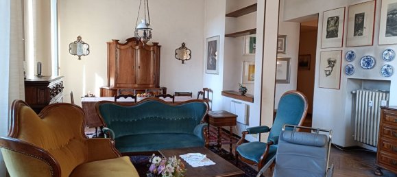 6 rooms Apartment in Turin, Italy No. 134954 5