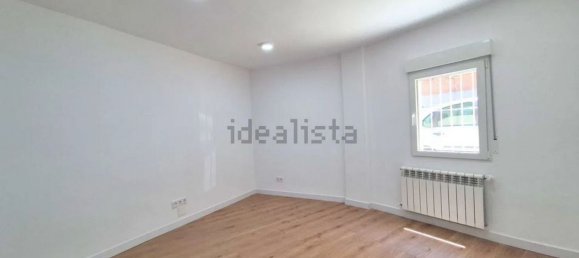 2 bedrooms Apartment in Madrid, Spain No. 139714 3