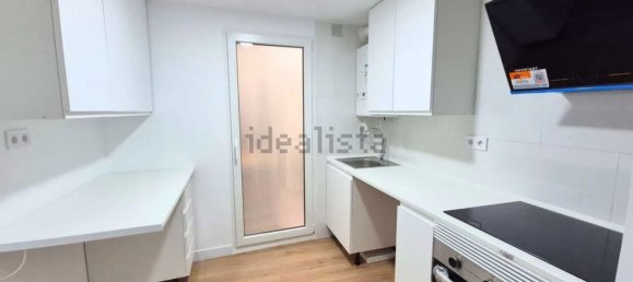 2 bedrooms Apartment in Madrid, Spain No. 139714 6