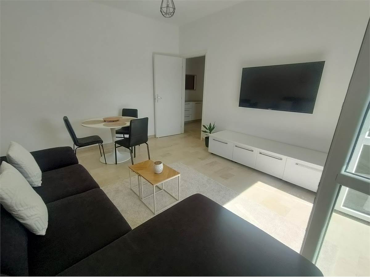 2 bedrooms Apartment in Verano Brianza, Italy No. 328111