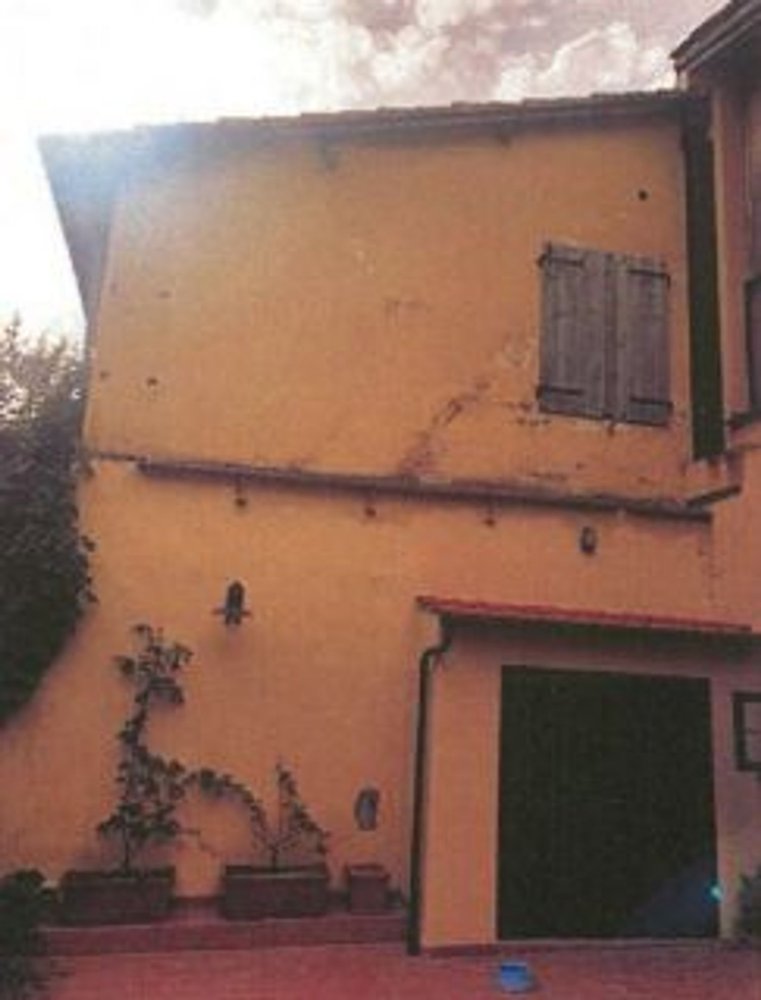 799m² Warehouse in Certaldo, Italy No. 372819