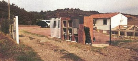 799m² Warehouse in Certaldo, Italy No. 372819 3