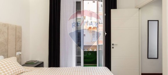 Квартира с 2 спальнями в Генуя, Италия № 348007 8