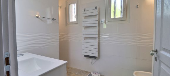 4 Schlafzimmer Villa in Uzes, France, Nr. 298326 19