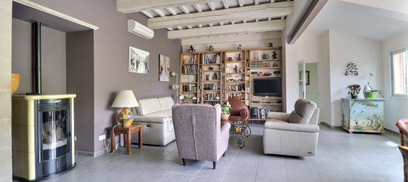 4 Schlafzimmer Villa in Uzes, France, Nr. 298326 10