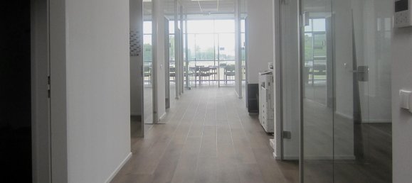  عقار تجاري في Linz, Austria 3592متر مربع رقم 133922 10