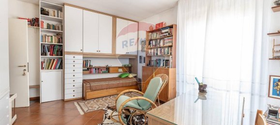 Casa de 5 habitaciónes en Morro d'Alba, Italy No. 9410 45