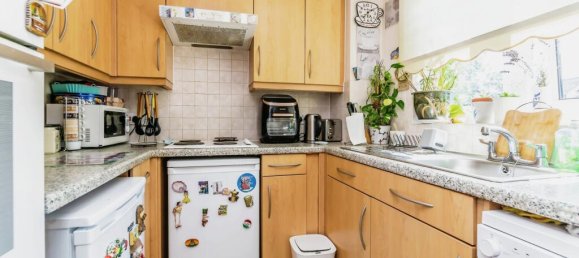 2 bedrooms Apartment in Purley, United Kingdom No. 8084 14