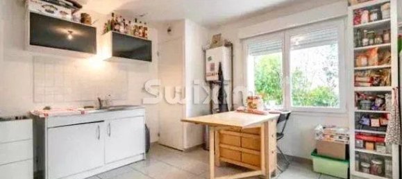 Квартира с 2 спальнями в Крюзель, Франция № 260978 2