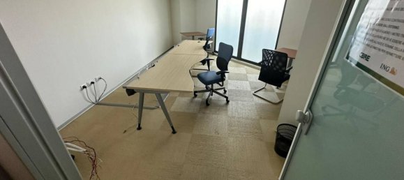 Здание с 4 комнатами в Корсико, Италия № 375022 17