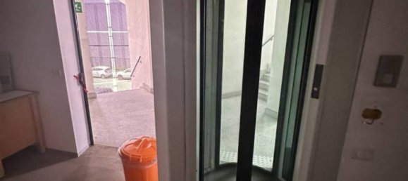 Здание с 4 комнатами в Корсико, Италия № 375022 15