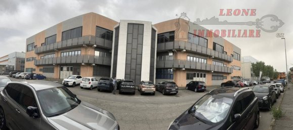 Здание с 4 комнатами в Корсико, Италия № 375022 47