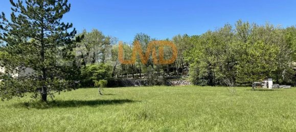 2134m² Land in Saint-Alban-Auriolles, France No. 102129 12