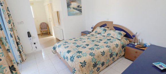 4 bedrooms Villa in Pegeia, Cyprus No. 22138 17