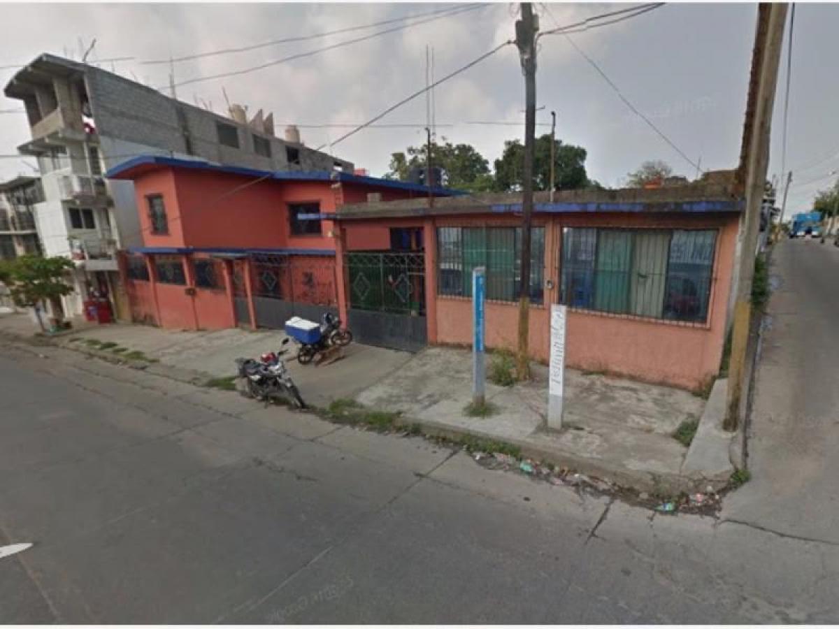 8 bedrooms House in Veracruz, Mexico No. 221633