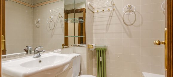 Apartamento de 4 dormitorios en Comunidad Foral de Navarra, Spain No. 182366 28