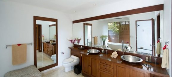4 Schlafzimmer Villa in Seminyak, Indonesia, Nr. 3050 13