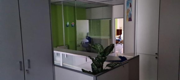 Büro in Crema, Italy 90m², Nr. 86104 2
