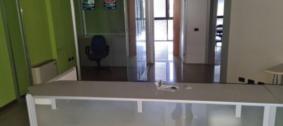 Büro in Crema, Italy 90m², Nr. 86104 8