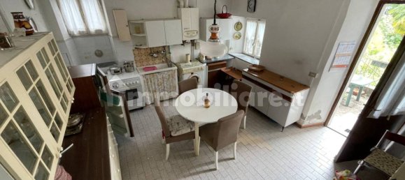 2 bedrooms Castles in Arona, Italy No. 277089 3