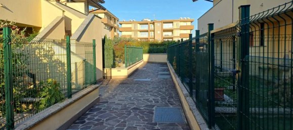 2 Schlafzimmer Wohnung in Trezzo sull'Adda, Italy, Nr. 286827 6