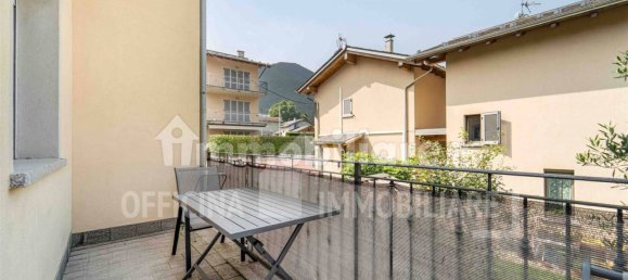 3 bedrooms House in Colico, Italy No. 283343 8