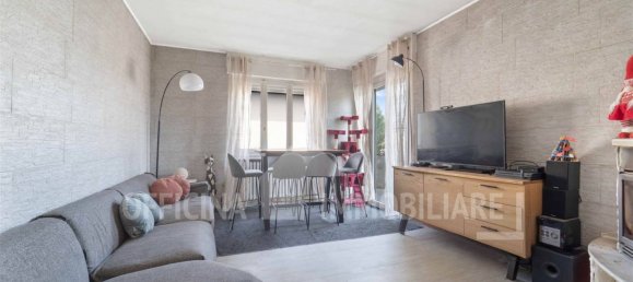 3 bedrooms House in Colico, Italy No. 283343 4