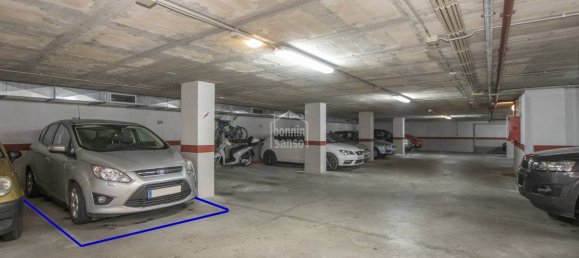 Apartamento de 2 dormitorios en Mahon, Spain No. 5055 16