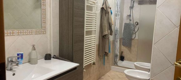 Apartamento de 3 habitaciónes en Carrara, Italy No. 216014 10