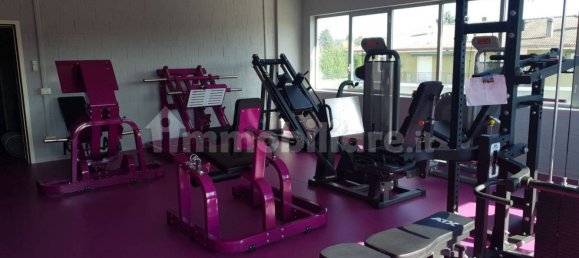 5 rooms Commercial property in Borgomanero, Italy No. 298664 9