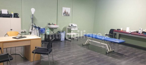 5 rooms Commercial property in Borgomanero, Italy No. 298664 7