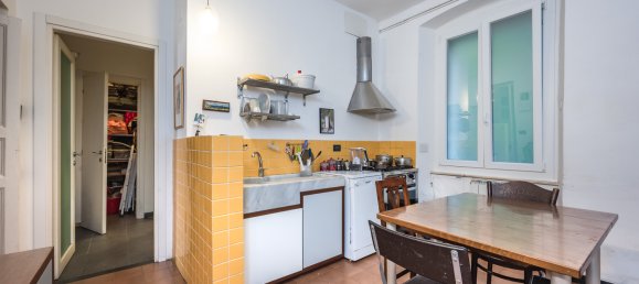 3 chambres Propriété commerciale à Genoa, Italy No. 381144 18