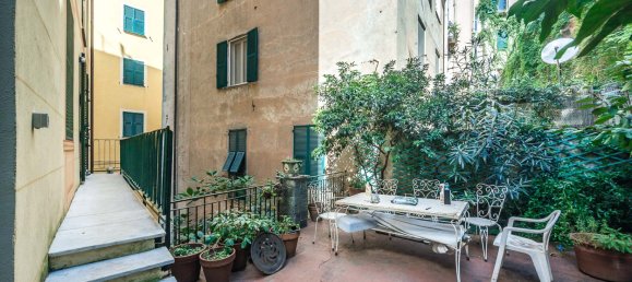 3 chambres Propriété commerciale à Genoa, Italy No. 381144 2