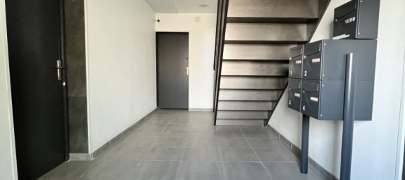 Gebäude in Flixecourt, France 180m², Nr. 74654 6