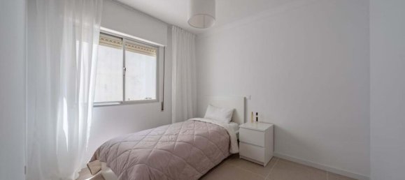 3 Schlafzimmer Wohnung in Estepona, Spain, Nr. 217820 15
