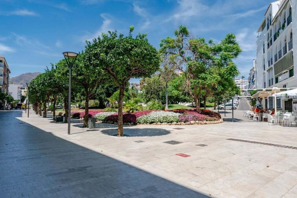 3 bedrooms Apartment in Estepona, Spain No. 217820