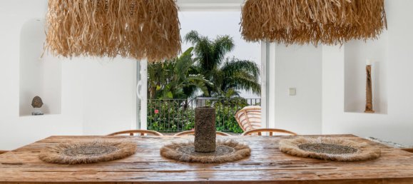 6 bedrooms Villa in Marbella, Spain No. 48746 30