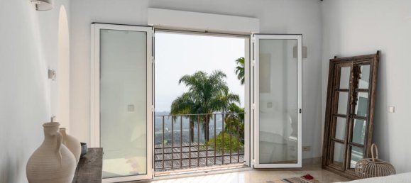 6 bedrooms Villa in Marbella, Spain No. 48746 8