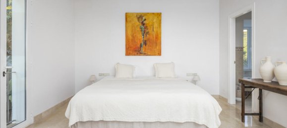 6 bedrooms Villa in Marbella, Spain No. 48746 9