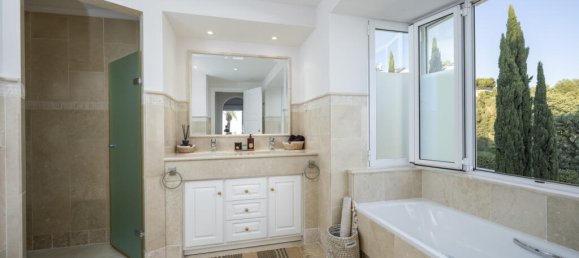 6 bedrooms Villa in Marbella, Spain No. 48746 20